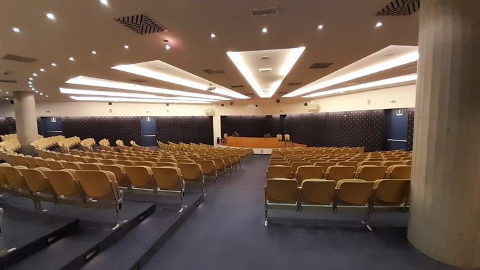 Sala polivante BCC di Barlassina prima del nostro intervento